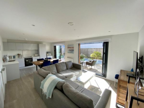3 Middlecombe - Luxury Apartment at Byron Woolacombe, only 4 minute walk to Woolacombe Beach!